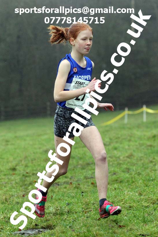 Girls under-13s, NECAA Junior Cross Country Relays, Thornley Farm, Peterlee, Saturday, December 12th. Photo: David T. Hewitson/Sports for All Pics